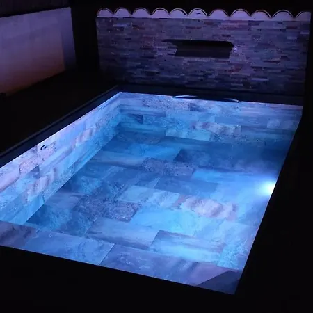 Tiny House Avec Piscine A *